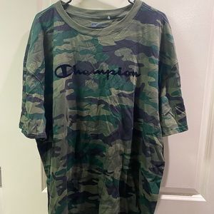 New Champion Army Tshirt 1XL